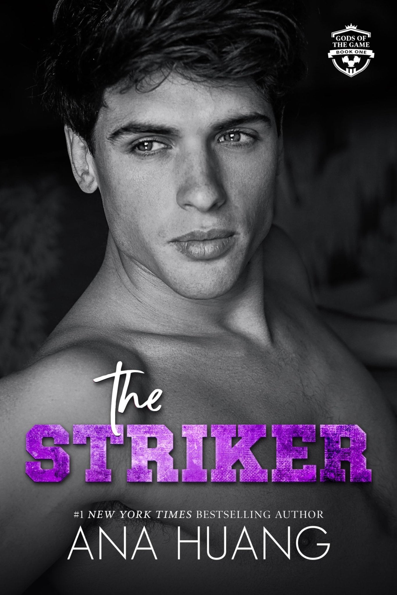 The Striker - Bookvogue